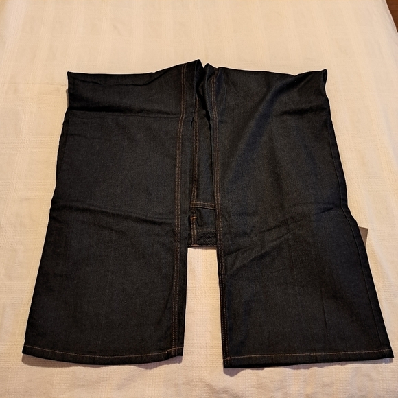 Liz Claiborne Denim Jackie women's size 24W dark wash jeans. New - Picture 4 of 9